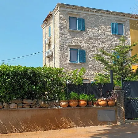 Lido 145 M2 With Pool *